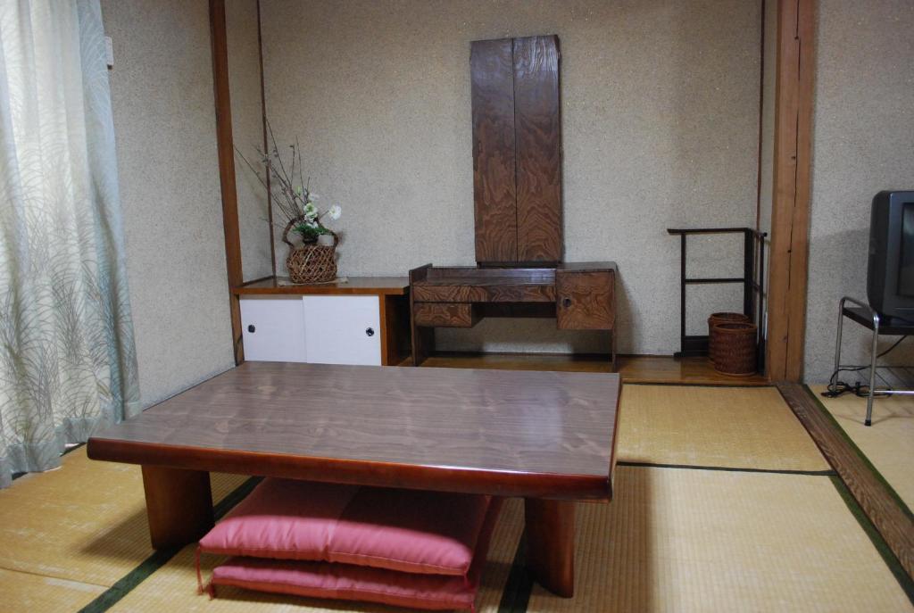 Chizuru Ryokan Hiroszima Pokój zdjęcie
